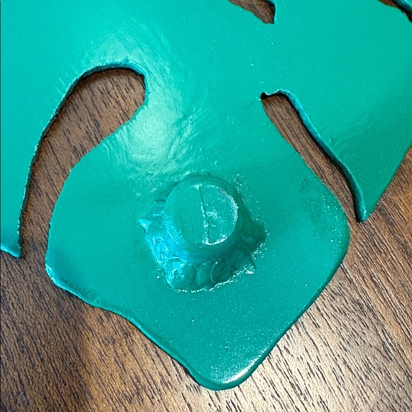 Rachel’s Welding  Trivet  heavy duty metal  grass green  will hold whatever fits - Picture 6 of 8